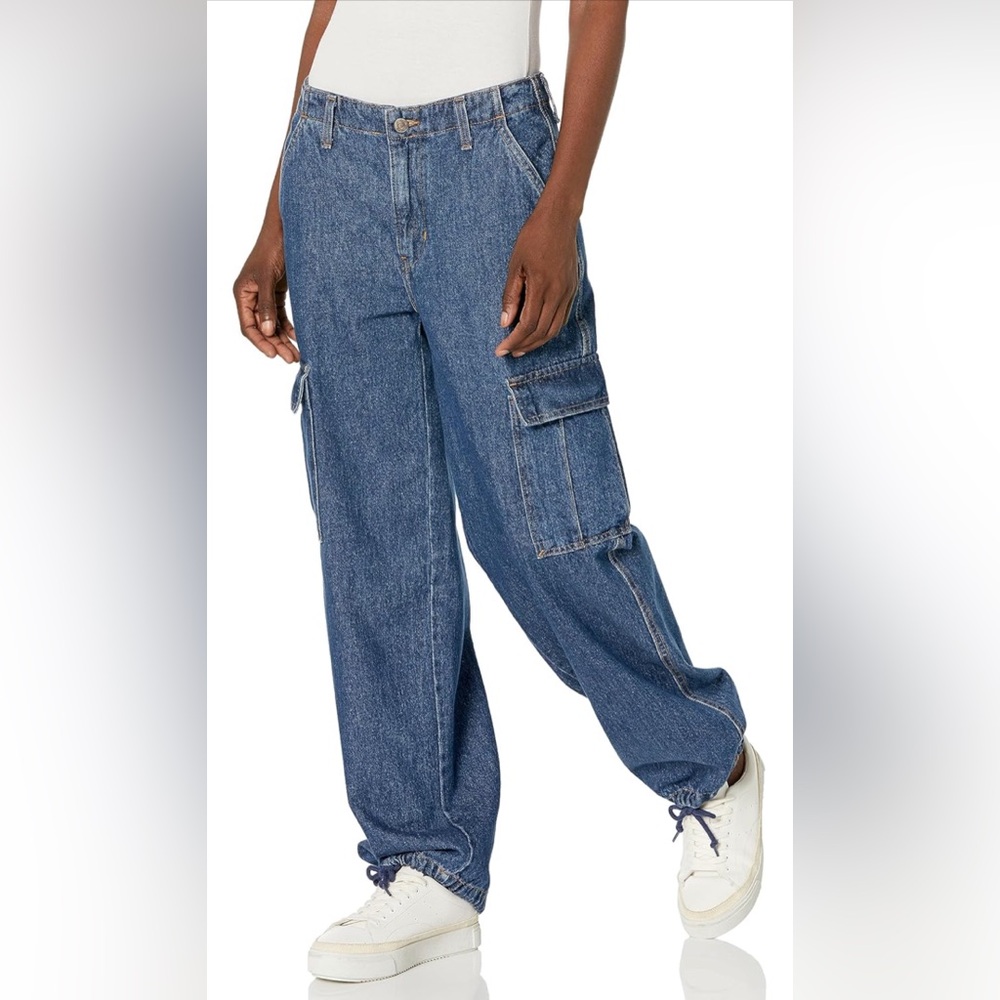 Levis Levi's Women's '94 Baggy Mid Rise Vintage Fit Straight Leg Cargo Jeans, 30 - Picture 3 of 15